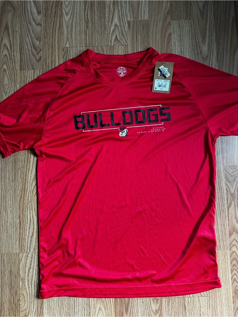 Rivalry Threads Red 'Bulldogs' Athletic Short Sleeve Shirt